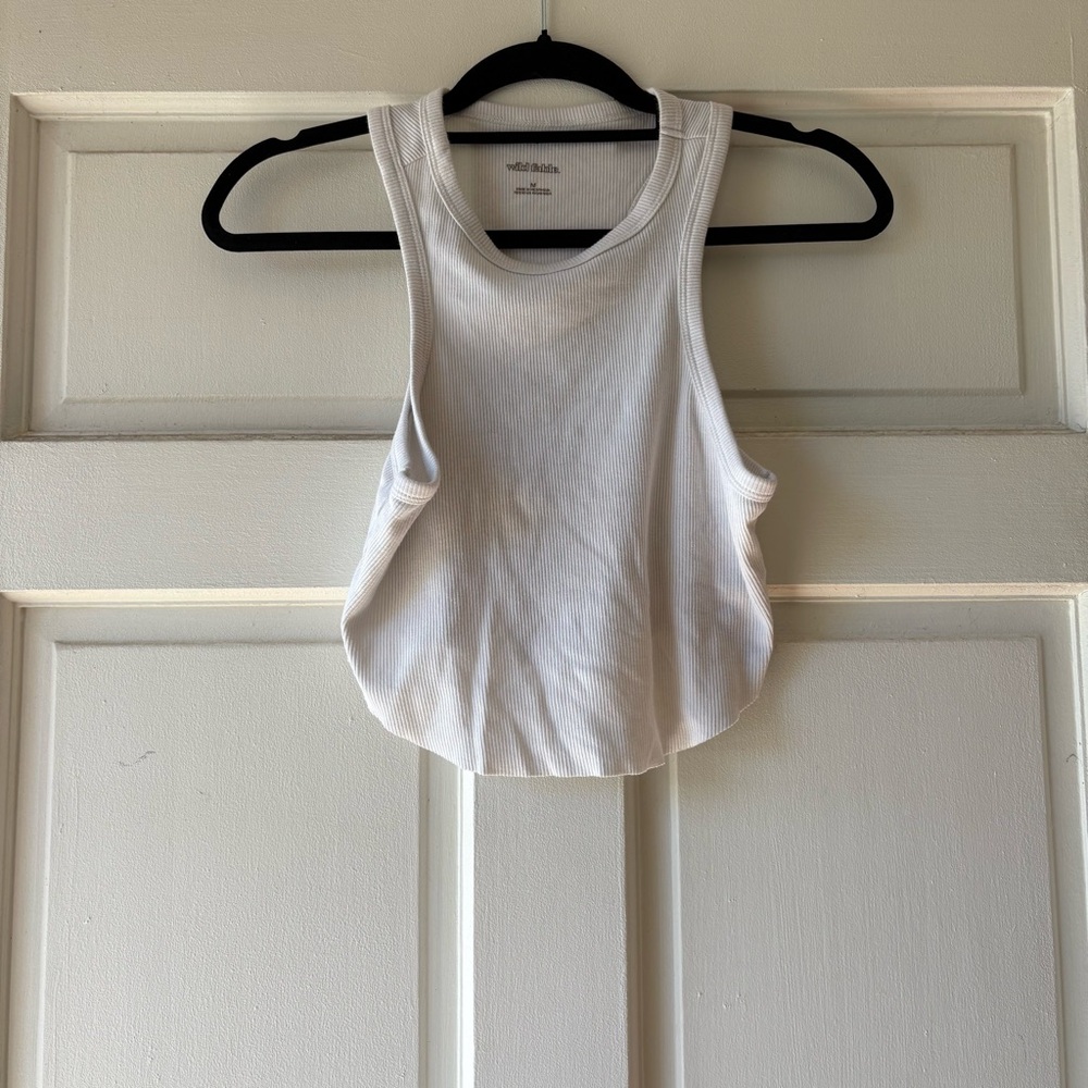Wild Fable White Sleeveless Ribbed Top. SB2